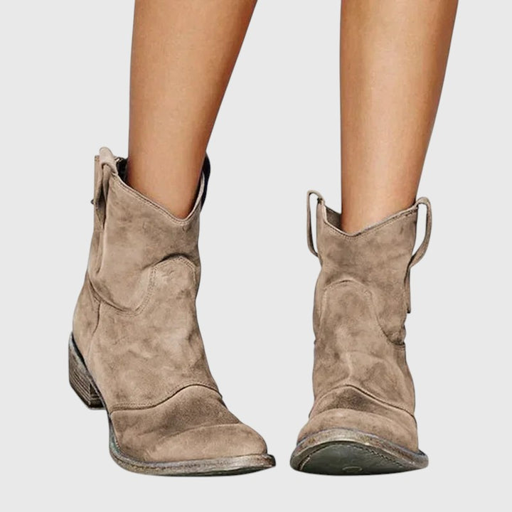 Leanne – Vintage Cowboy Ankle Boots